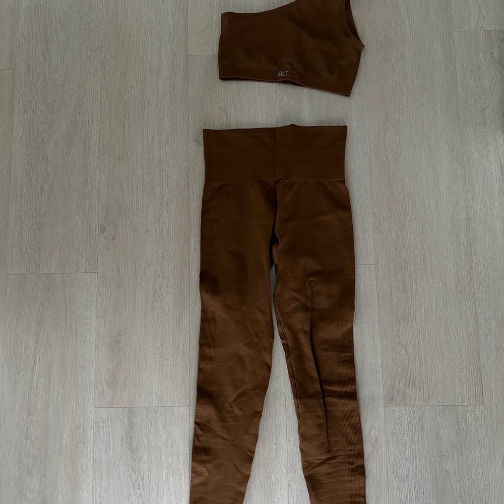 SET Active Brown Sculptflex top and bottom